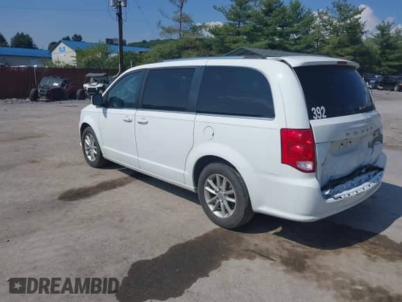2020 Dodge Grand Caravan SXT with VIN 2C4RDGCGXLR178599, listed as a IAAI auction lot 43000006 with 83,147 mi miles and . Bid and sale history available at DreamBid. Image 3.