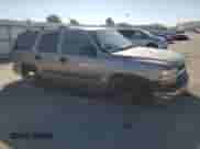2003 Chevrolet Tahoe LS с VIN 1GNEC13V13R118141, выставлен на аукционе Copart как лот 81759155 с пробегом 150 389 миль миль и Списание • Salvage title. История ставок и продаж доступна на DreamBid. Изображение 4.