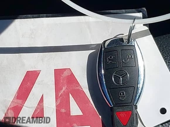 2010 Mercedes-Benz C 300 Sport с VIN WDDGF8BBXAR088505, выставлен на аукционе IAAI как лот 43162530 с пробегом 81 234 миль миль и . История ставок и продаж доступна на DreamBid. Изображение 11.