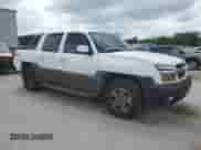2003 Chevrolet Avalanche z VIN 3GNEK13T83G190018, wystawiony jako Copart lot #84210175 z przebiegiem 247 238 mil mil oraz Nie do naprawy • Non repairable. Historia ofert i sprzedaży dostępna na DreamBid. Obrazek 4.