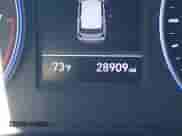 2020 Hyundai Palisade SE z VIN KM8R14HE2LU064819, wystawiony jako IAAI lot #43030651 z przebiegiem 28 909 mil mil oraz . Historia ofert i sprzedaży dostępna na DreamBid. Obrazek 16.