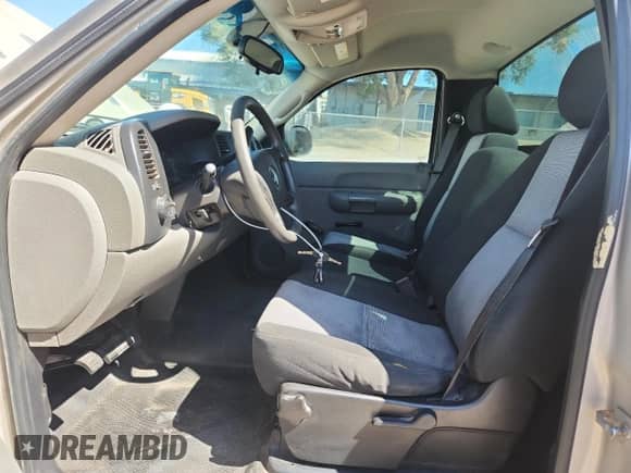 2008 Chevrolet Silverado 1500 Work Truck с VIN 1GCEC14X98Z137973, выставлен на аукционе Copart как лот 80825505 с пробегом 91 237 миль миль и Списание • Salvage title. История ставок и продаж доступна на DreamBid. Изображение 7.