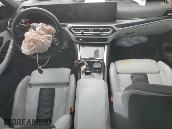 2023 BMW M3 Competition xDrive z VIN WBS43AY05PFN92613, wystawiony jako Copart lot #60191415 z przebiegiem Nie podano mil oraz Szkoda całkowita • Salvage title. Historia ofert i sprzedaży dostępna na DreamBid. Obrazek 8.