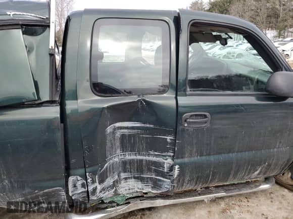 2006 GMC Sierra 1500 Work Truck z VIN 1GTEC19X36Z294677, wystawiony jako Copart lot #44119635 z przebiegiem Nie podano mil oraz Czysty tytuł • Clean title. Historia ofert i sprzedaży dostępna na DreamBid. Obrazek 10.