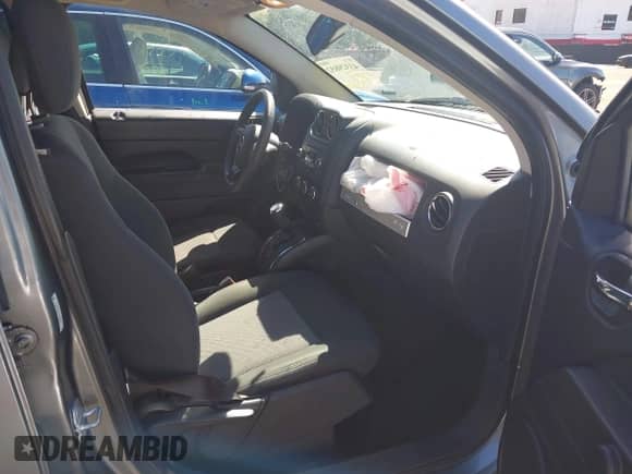 2014 Jeep Compass Sport с VIN 1C4NJDBB1ED607601, выставлен на аукционе IAAI как лот 43329852 с пробегом 135 237 миль миль и . История ставок и продаж доступна на DreamBid. Изображение 5.