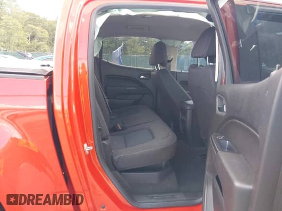 2016 Chevrolet Colorado 4WD LT с VIN 1GCGTCE30G1357323, выставлен на аукционе IAAI как лот 43117644 с пробегом 71 547 миль миль и . История ставок и продаж доступна на DreamBid. Изображение 8.