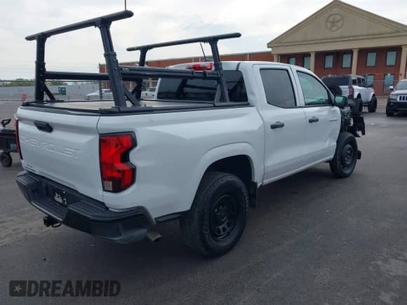 2023 Chevrolet Colorado 2WD Work Truck с VIN 1GCGSBEC5P1154845, выставлен на аукционе IAAI как лот 43539478 с пробегом Не указан миль и . История ставок и продаж доступна на DreamBid. Изображение 4.