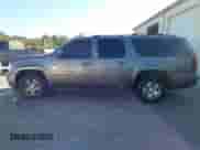 2011 Chevrolet Suburban LT z VIN 1GNSCJE09BR344091, wystawiony jako IAAI lot #41605909 z przebiegiem 312 559 mil mil oraz . Historia ofert i sprzedaży dostępna na DreamBid. Obrazek 14.