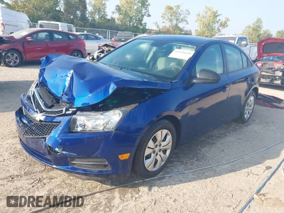 2013 Chevrolet Cruze LS with VIN 1G1PA5SH6D7120130, listed as a IAAI auction lot 43256118 with 106,722 mi miles and . Bid and sale history available at DreamBid. Image 17.