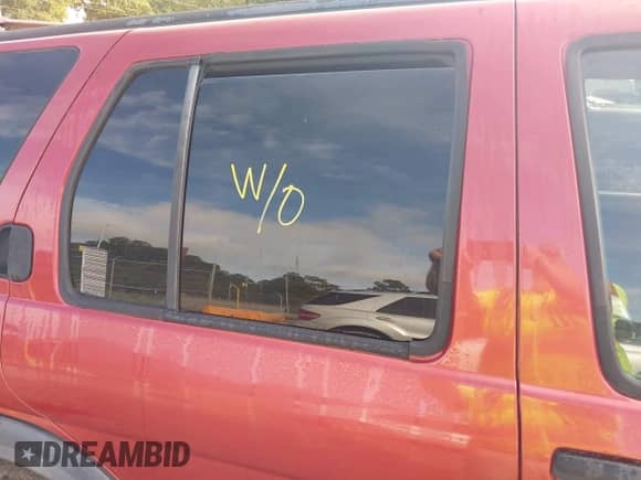 1997 Nissan Pathfinder XE with VIN JN8AR05Y7VW137213, listed as a IAAI auction lot 43265288 with 256,343 mi miles and . Bid and sale history available at DreamBid. Image 17.