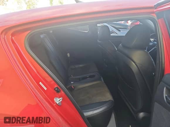 2015 Hyundai Veloster z VIN KMHTC6AD0FU238274, wystawiony jako Copart lot #82464584 z przebiegiem 14 312 mil mil oraz Czysty tytuł • Clean title. Historia ofert i sprzedaży dostępna na DreamBid. Obrazek 6.