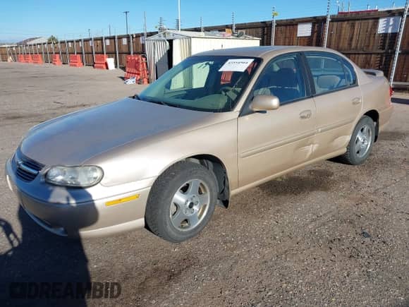 2002 Chevrolet Malibu LS с VIN 1G1NE52J42M625452, выставлен на аукционе IAAI как лот 43554964 с пробегом 92 550 миль миль и . История ставок и продаж доступна на DreamBid. Изображение 2.