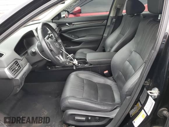2019 Honda Accord EX-L with VIN 1HGCV1F57KA107889, listed as a Copart auction lot 81186525 with 63,931 mi miles and Salvage title. Bid and sale history available at DreamBid. Image 7.
