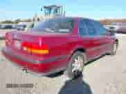 1993 Honda Accord LX z VIN JHMCB7656PC000840, wystawiony jako IAAI lot #40685244 z przebiegiem 97 528 mil mil oraz . Historia ofert i sprzedaży dostępna na DreamBid. Obrazek 4.