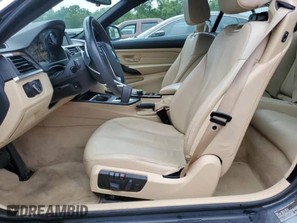 2015 BMW 4 Series 428i xDrive z VIN WBA3T1C58FP819885, wystawiony jako Copart lot #57965685 z przebiegiem 80 540 mil mil oraz Szkoda całkowita • Salvage title. Historia ofert i sprzedaży dostępna na DreamBid. Obrazek 7.