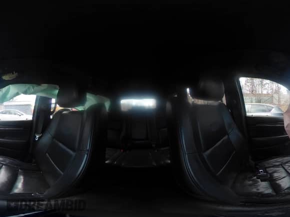 2018 Jeep Grand Cherokee Overland with VIN 1C4RJFCG7JC341816, listed as a IAAI auction lot 42031339 with 111,333 mi miles and . Bid and sale history available at DreamBid. Image 24.