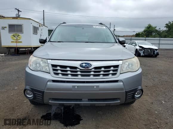 2011 Subaru Forester X Limited z VIN JF2SHAFC9BH714983, wystawiony jako Copart lot #64743385 z przebiegiem 83 771 mil mil oraz Szkoda całkowita • Salvage title. Historia ofert i sprzedaży dostępna na DreamBid. Obrazek 5.