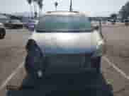 2010 Toyota Sienna XLE z VIN 5TDDK4CC8AS032007, wystawiony jako Copart lot #65611495 z przebiegiem 299 904 mil mil oraz Szkoda całkowita • Salvage title. Historia ofert i sprzedaży dostępna na DreamBid. Obrazek 5.