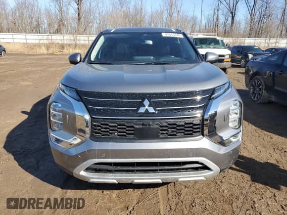 2023 Mitsubishi Outlander SE с VIN JA4T5UA90PZ021112, выставлен на аукционе Copart как лот 47413145 с пробегом 28 096 миль миль и Списание • Salvage title. История ставок и продаж доступна на DreamBid. Изображение 5.