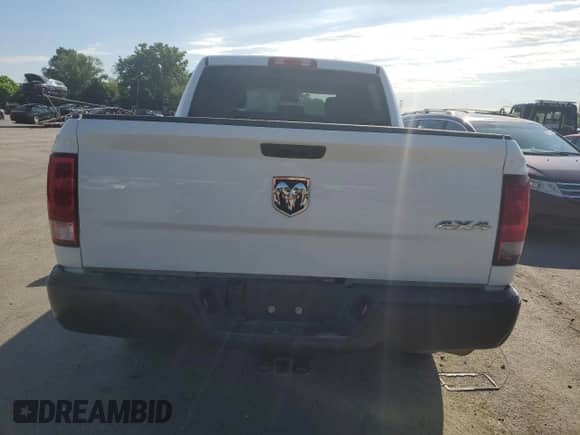 2020 Ram 1500 Tradesman z VIN 3C6RR7KG2LG205374, wystawiony jako Copart lot #56735264 z przebiegiem 25 739 mil mil oraz Nie do naprawy • Non repairable. Historia ofert i sprzedaży dostępna na DreamBid. Obrazek 6.