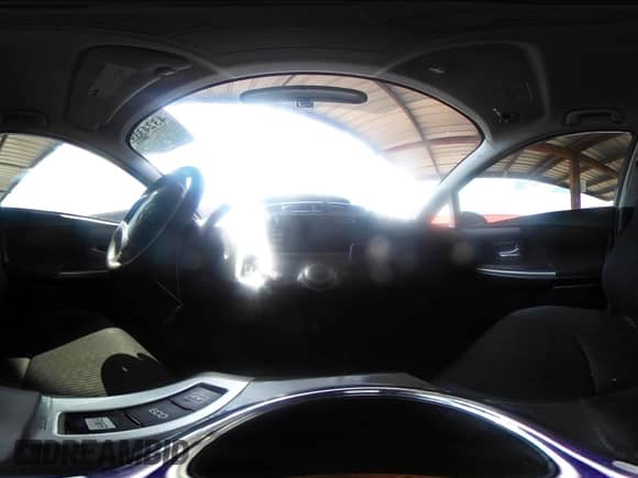 2017 Toyota Prius Five z VIN JTDZN3EUXHJ056023, wystawiony jako IAAI lot #43243393 z przebiegiem 344 830 mil mil oraz . Historia ofert i sprzedaży dostępna na DreamBid. Obrazek 19.