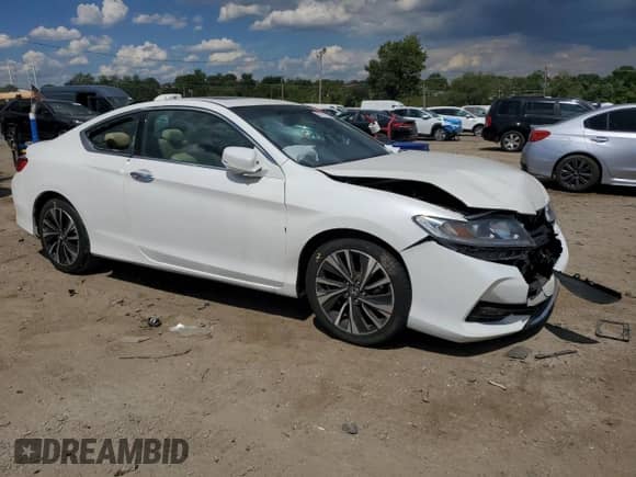 2016 Honda Accord EX-L with VIN 1HGCT2B89GA002032, listed as a Copart auction lot 70137155 with 111,068 mi miles and Salvage title. Bid and sale history available at DreamBid. Image 4.