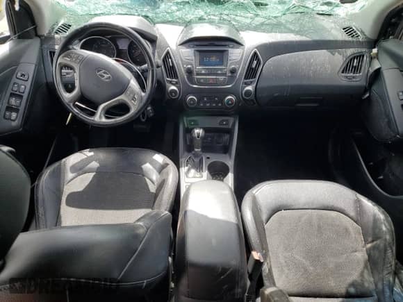 2015 Hyundai Tucson SE z VIN KM8JUCAG8FU052088, wystawiony jako Copart lot #59805345 z przebiegiem 113 568 mil mil oraz Szkoda całkowita • Salvage title. Historia ofert i sprzedaży dostępna na DreamBid. Obrazek 8.