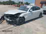 2021 BMW 5 Series 530i xDrive z VIN WBA13BJ07MWX06078, wystawiony jako IAAI lot #42591584 z przebiegiem 44 325 mil mil oraz . Historia ofert i sprzedaży dostępna na DreamBid. Obrazek 2.