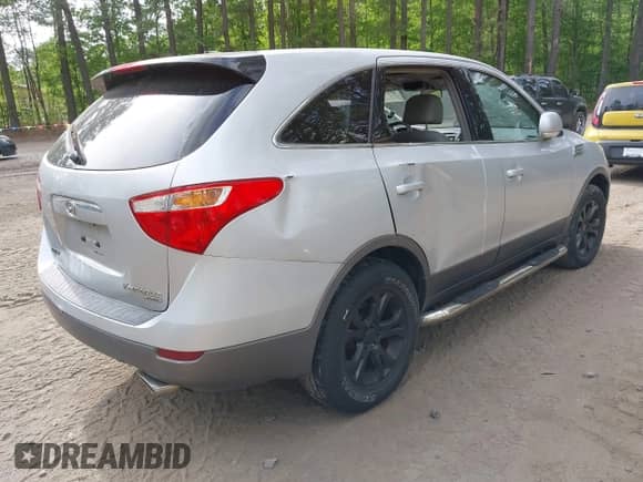 2007 Hyundai Veracruz GLS z VIN KM8NU73CX7U007710, wystawiony jako IAAI lot #42136963 z przebiegiem 175 111 mil mil oraz . Historia ofert i sprzedaży dostępna na DreamBid. Obrazek 4.