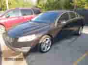 2015 Volvo S60 T5 Premier с VIN YV1612TK4F1345481, выставлен на аукционе IAAI как лот 43141748 с пробегом 179 143 миль миль и . История ставок и продаж доступна на DreamBid. Изображение 18.