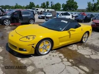 2006 Chevrolet Corvette с VIN 1G1YY36U065101096, выставлен на аукционе Copart как лот 60207265 с пробегом 60 694 миль миль и Списание • Salvage title. История ставок и продаж доступна на DreamBid. Изображение 1.
