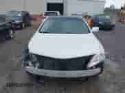 2016 Hyundai Azera Limited z VIN KMHFH4JG6GA507801, wystawiony jako IAAI lot #42292585 z przebiegiem 156 460 mil mil oraz . Historia ofert i sprzedaży dostępna na DreamBid. Obrazek 13.