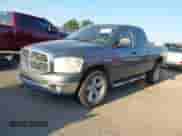 2008 Dodge 1500 SLT с VIN 1D7HA18238S623100, выставлен на аукционе IAAI как лот 43124087 с пробегом 210 866 миль миль и . История ставок и продаж доступна на DreamBid. Изображение 2.