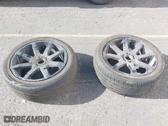 2007 Land Rover Range Rover Sport SC z VIN SALSH23427A983160, wystawiony jako IAAI lot #40561040 z przebiegiem Nie podano mil oraz . Historia ofert i sprzedaży dostępna na DreamBid. Obrazek 11.