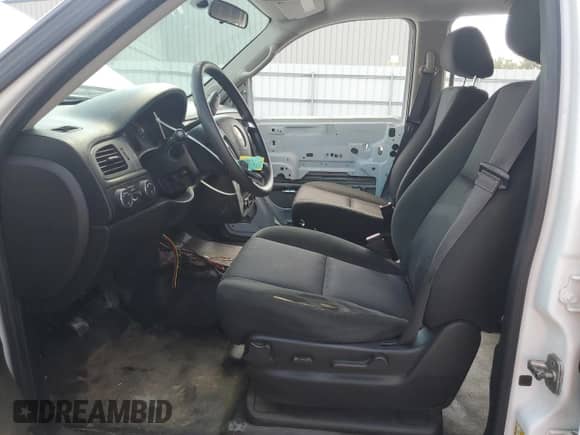 2013 Chevrolet Tahoe Commercial с VIN 1GNSK2E04DR343846, выставлен на аукционе Copart как лот 67101715 с пробегом 127 672 миль миль и Списание • Salvage title. История ставок и продаж доступна на DreamBid. Изображение 7.