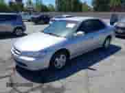 2000 Honda Accord LX с VIN JHMCG6657YC036338, выставлен на аукционе IAAI как лот 42909172 с пробегом 263 323 миль миль и . История ставок и продаж доступна на DreamBid. Изображение 6.