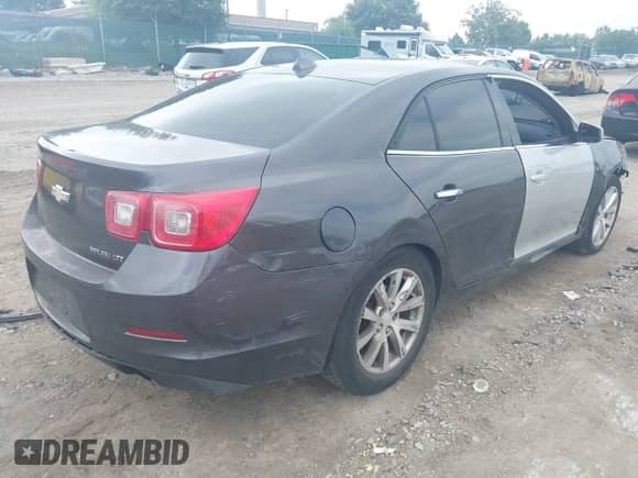 2013 Chevrolet Malibu LTZ с VIN 1G11H5SA1DF293838, выставлен на аукционе IAAI как лот 42672002 с пробегом Не указан миль и . История ставок и продаж доступна на DreamBid. Изображение 4.