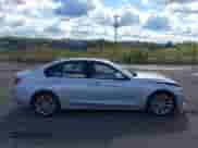 2016 BMW 3 Series 320i xDrive z VIN WBA8E5G58GNT41658, wystawiony jako IAAI lot #43407978 z przebiegiem 117 880 mil mil oraz . Historia ofert i sprzedaży dostępna na DreamBid. Obrazek 13.