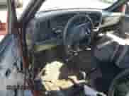 2007 Chevrolet Silverado 1500 LS z VIN 2GCEC13V171133245, wystawiony jako Copart lot #70958045 z przebiegiem Nie podano mil oraz Szkoda całkowita • Salvage title. Historia ofert i sprzedaży dostępna na DreamBid. Obrazek 8.