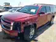 2018 Chevrolet Suburban LT z VIN 1GNSCHKC7JR392873, wystawiony jako IAAI lot #43221375 z przebiegiem 71 601 mil mil oraz . Historia ofert i sprzedaży dostępna na DreamBid. Obrazek 2.