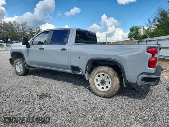 2024 Chevrolet Silverado 2500HD Work Truck с VIN 1GC4YLEY8RF261848, выставлен на аукционе Copart как лот 66799525 с пробегом 35 665 миль миль и Списание • Salvage title. История ставок и продаж доступна на DreamBid. Изображение 2.