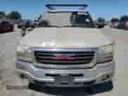 2004 GMC Sierra 1500 SLE с VIN 2GTEC19T341127108, выставлен на аукционе Copart как лот 69636595 с пробегом Не указан миль и Списание • Salvage title. История ставок и продаж доступна на DreamBid. Изображение 5.