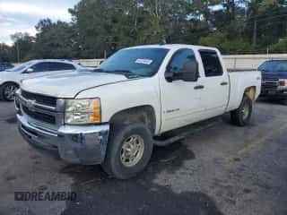 2009 Chevrolet Silverado 2500HD LT z VIN 1GCHK53K99F165529, wystawiony jako Copart lot #82224545 z przebiegiem 339 447 mil mil oraz Szkoda całkowita • Salvage title. Historia ofert i sprzedaży dostępna na DreamBid. Obrazek 1.