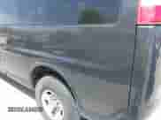 2003 Chevrolet Express Passenger с VIN 1GAHG35U631142890, выставлен на аукционе IAAI как лот 42086091 с пробегом 127 191 миль миль и . История ставок и продаж доступна на DreamBid. Изображение 12.