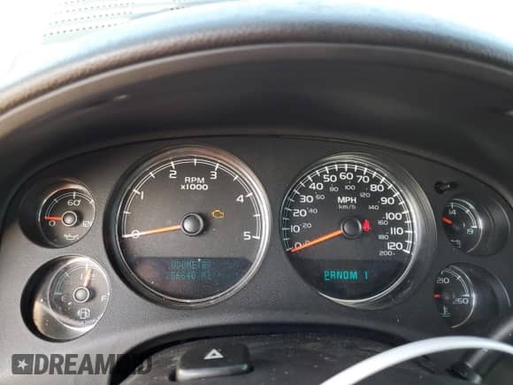 2008 Chevrolet Silverado 3500HD DRW LTZ с VIN 1GCJK33698F169636, выставлен на аукционе Copart как лот 43018745 с пробегом 256 640 миль миль и Списание • Salvage title. История ставок и продаж доступна на DreamBid. Изображение 9.