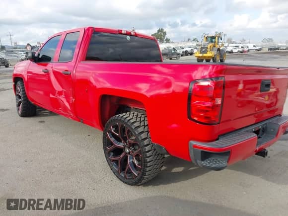 2016 Chevrolet Silverado 1500 Custom z VIN 1GCRCPEC0GZ370977, wystawiony jako IAAI lot #43161286 z przebiegiem 128 892 mil mil oraz . Historia ofert i sprzedaży dostępna na DreamBid. Obrazek 3.