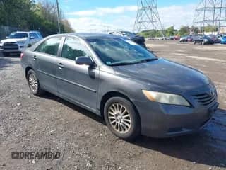 2007 Toyota Camry CE z VIN 4T1BE46K17U610188, wystawiony jako IAAI lot #43452961 z przebiegiem 168 222 mil mil oraz . Historia ofert i sprzedaży dostępna na DreamBid. Obrazek 1.