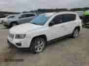 2014 Jeep Compass Sport z VIN 1C4NJCBA2ED548222, wystawiony jako Copart lot #84583235 z przebiegiem Nie podano mil oraz Czysty tytuł • Clean title. Historia ofert i sprzedaży dostępna na DreamBid. Obrazek 1.