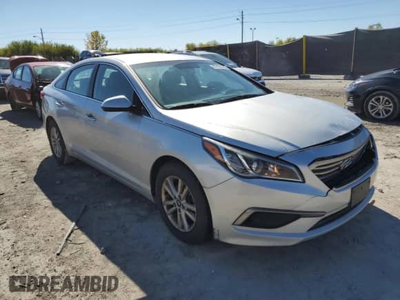 2016 Hyundai Sonata SE с VIN 5NPE24AF5GH388365, выставлен на аукционе Copart как лот 87454265 с пробегом 155 864 миль миль и Чистый • Clean title. История ставок и продаж доступна на DreamBid. Изображение 4.