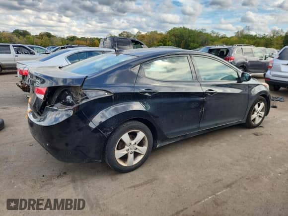 2013 Hyundai Elantra Limited с VIN 5NPDH4AE5DH245011, выставлен на аукционе Copart как лот 84955665 с пробегом 172 588 миль миль и Списание • Salvage title. История ставок и продаж доступна на DreamBid. Изображение 3.
